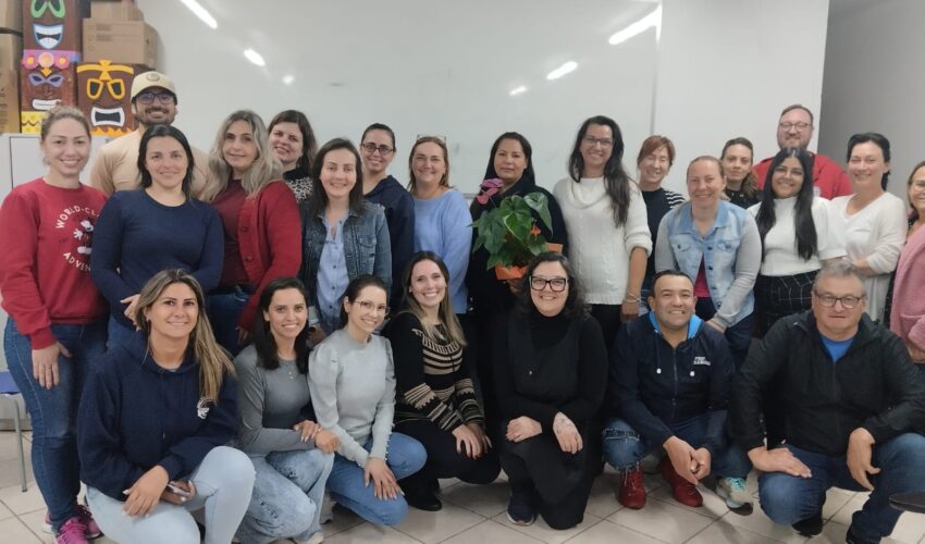 EscolaGentil Bonatto recebe primeira ação da Semana da Saúde doAdolescente