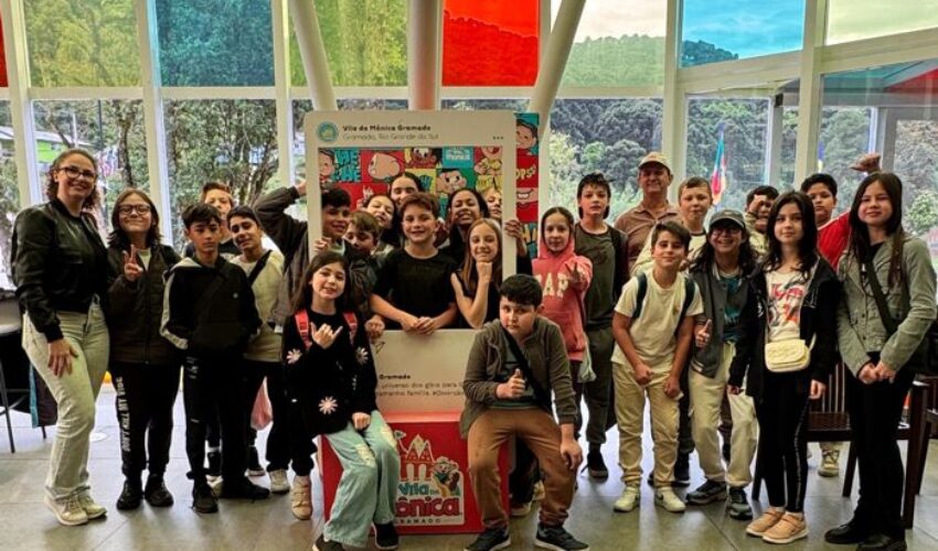 Foto Alunos na Vila da Monica