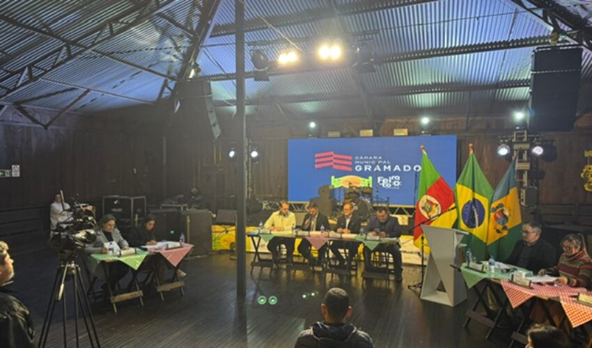 Foto Câmara inicia Semana Legislativa em grande estilo na Festa da Colônia e na Feito em Gramado