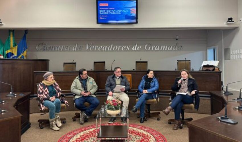 Foto Julho Dourado começa com painel sobre bem-estar animal na Câmara