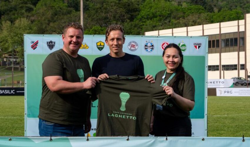 Foto Lucas Roldo Lucas Leiva e Naira Cordeiro (Supervisora de Comunicação da Rede Laghetto).REDUZIDA