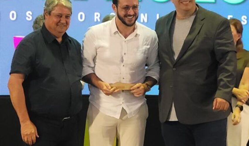 Foto Premiação Gramado Destino Turístico Inteligente