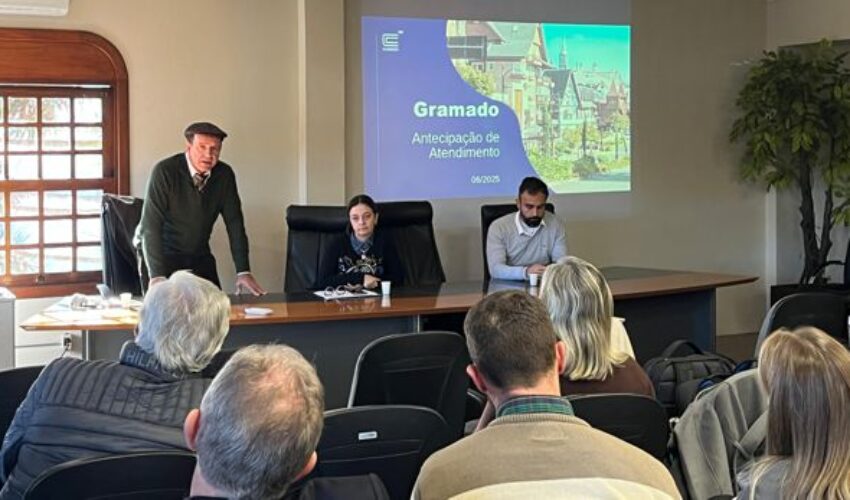 Foto Reunião saneamento (2)