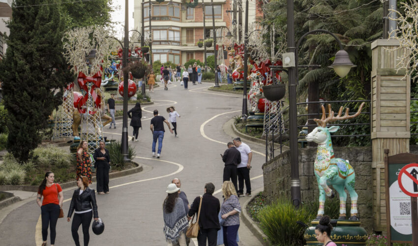 14_10_2024_39Natal Luz de Gramado -Decoracao da Cidade. Foto Cleiton Thiele/SerraPress