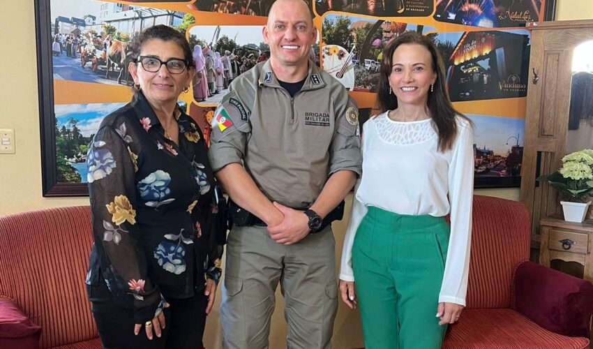 Foto Tatiana, Rosa Helena e Capitão Montini
