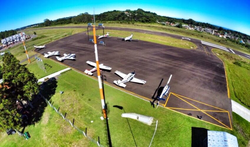 Foto aeroporto der canela