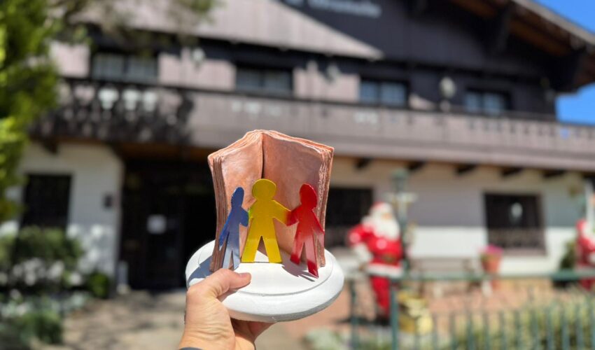 Homenagem aos mestres Câmara realiza entrega do Troféu Professor Destaque Legislativo nesta quinta